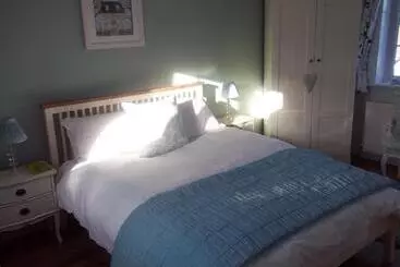 Downsfield Bed And Breakfast