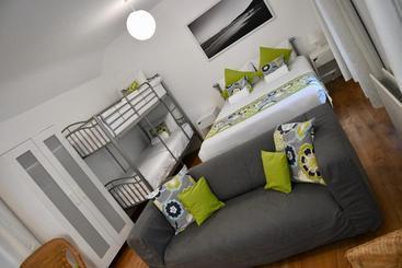 فندق صغير Portrush Townhouse