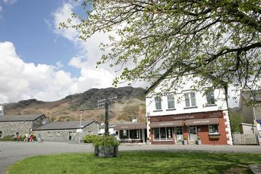 مبيت وإفطار Lakeland House