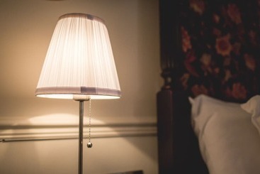 تختخواب و صبحانه The Bower Inn