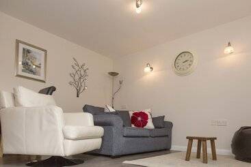 住宿加早餐 The Pines At Eastleigh 3 Cottages