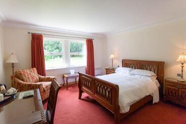 Hotelli Woodland House