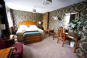 Knock Castle Hotel & Spa
