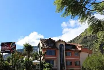 ユースホステル Tungurahua