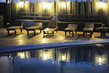 هتل Y Spa Arenarena