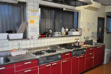 Ofu Jyoshi Kaikan 2nd Building – Caters To Women   Hostel