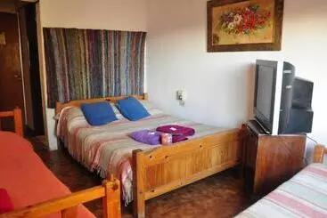 تختخواب و صبحانه La Marina