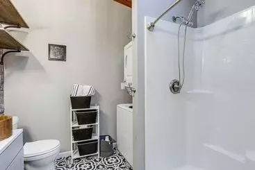 Mökkimajoitus Cozy Tiffin House W/ Private Pool: 1 Mi To Town!