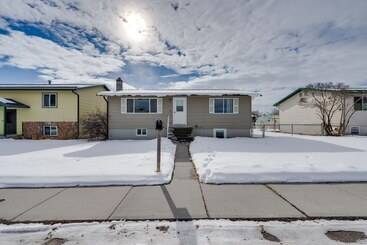 بيت ريفى Dog Friendly Montana Home W/ Deck & Fenced In Yard