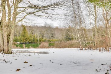 קוטג'' Hot Tub & Fire Pit: Lakefront Cabin In White Haven