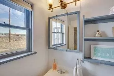 Mökkimajoitus Charming Farmington Home ~ 16 Mi To Aztec Ruins!