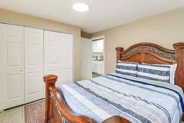 Mökkimajoitus Farmington Hills Home W/ Yard: 20 Mi To Detroit