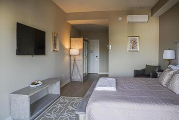 בית מלון כפרי Whiskey In Pascagoula