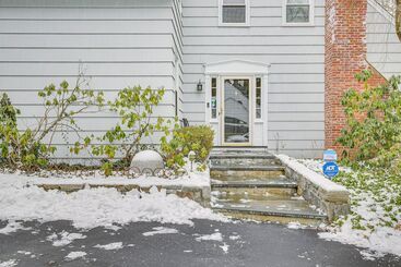 קוטג'' Spacious Mount Kisco Home < 1 Mi To Downtown!