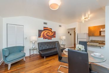 Aparthotel Hispaniola House By Royal Stays