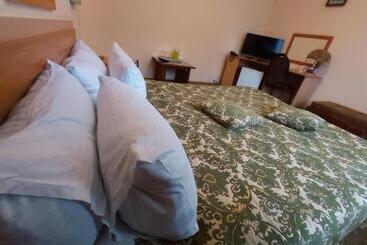 هتل гостиница илек