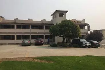Hotel Avalon Inn