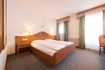 Отель Gasthof Jochele