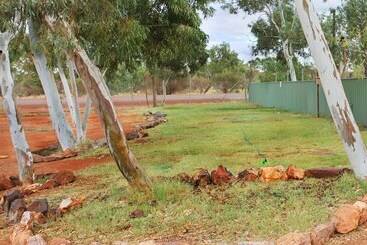 酒店 Meekatharra Accommodation Centre