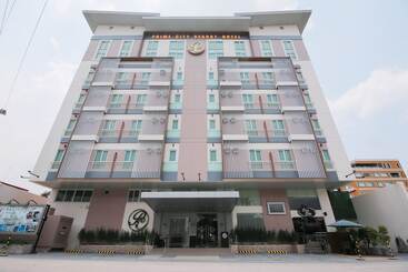Отель Prime City Resort
