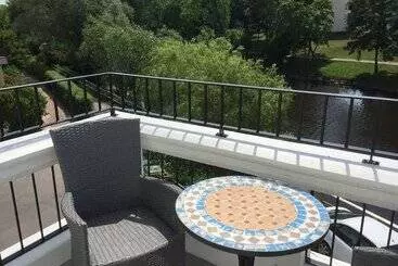 Pensione L Villa Ronne