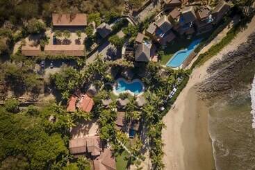 The Inn At Manzanillo Bay