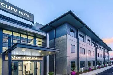 هتل Mercure Tamworth