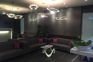 Hotel The Regency Garden