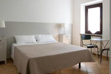 تختخواب و صبحانه Prima Dell Opera