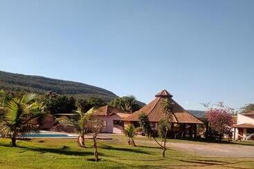 هتل Pousada E Restaurante Jardim Do Cerrado Mt