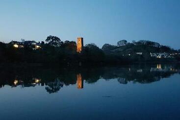 Nocleg ze śniadaniem Hill House Lodge