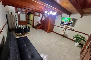 فندق Plaza Historic Lima