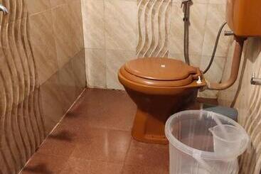 Pensiune Jo Guest House.