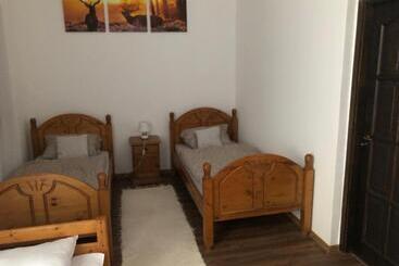 פנסיון Padmalyos Vendégház