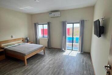 تختخواب و صبحانه Residencial Montrond