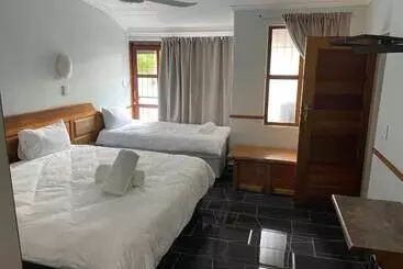 ペンション Eagles View Kungwini