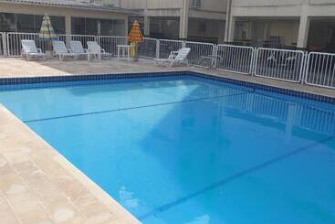 מלון דירות Quarto Bem Localizado