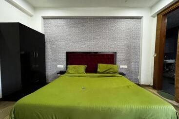 Blossom Hotel By Staykr