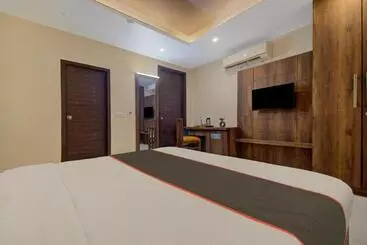 Hotel Aravali Inn