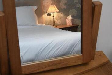 Bed and Breakfast The Crown Inn