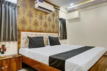 Super Hotel O Kp Pride