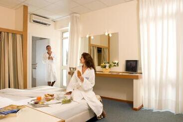 Hotelli Antiche Terme Di Sardara