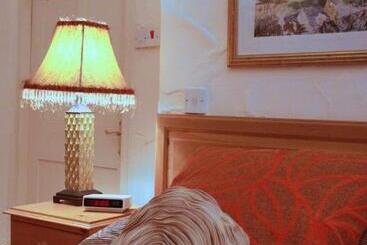 בית מלון כפרי Centre Of Britain