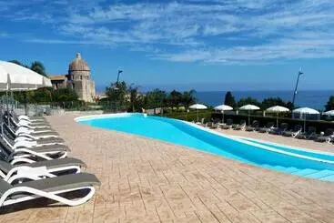 Hôtel Sentido Michelizia Tropea Resort