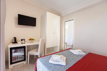 酒店 Sentido Michelizia Tropea Resort