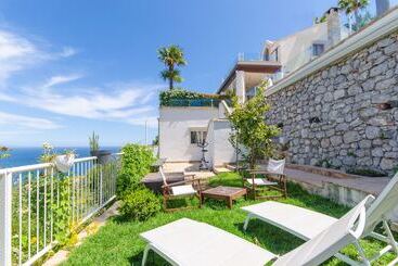 شقق خاصة سياحية Villa Zagara Garden Spectacular Sea View In Taormina