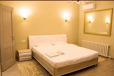 هتل آپارتمان Altyn