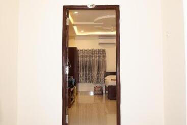 בית מלון כפרי Royal Stay Inn