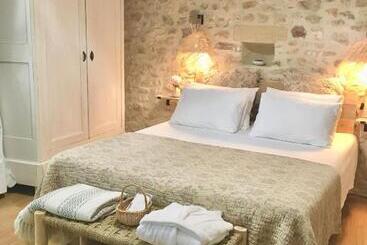 مبيت وإفطار La Dame Jeanne