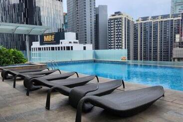 هتل Cormar Suites 163 Studio Walking Distance To Petronas Twin Tower Klcc
